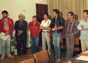 Da esq. para direita Pitágoras, Altamir, Monteiro Jr, Prequeté, Paulinho, Danduarte, e Pref. Jair Nunes Ano 1987 Gabinete do Prefeito