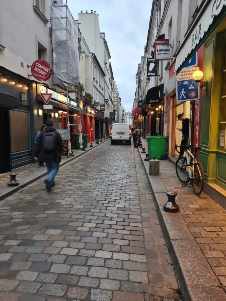 Uma rua de Paris 23-02-23 - m. ozores